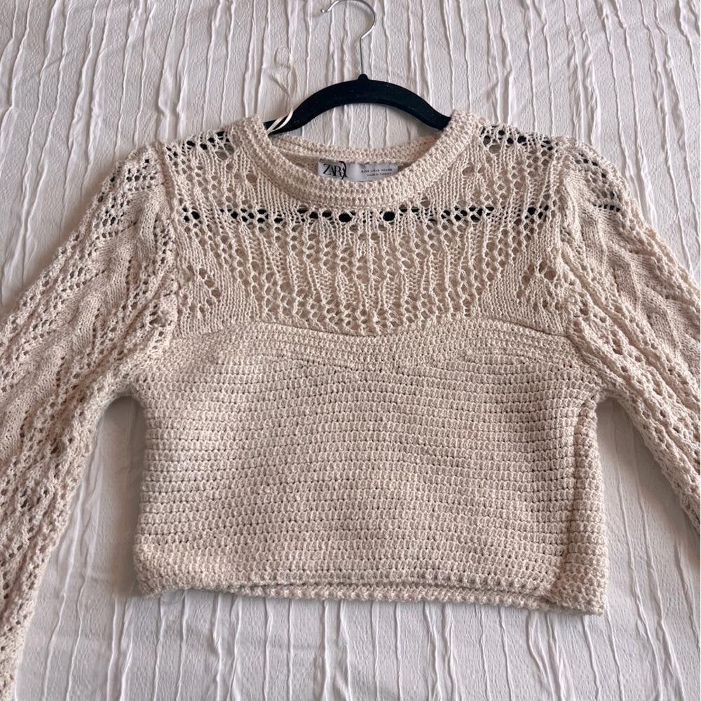 Zara Cropped Sweater Sz S